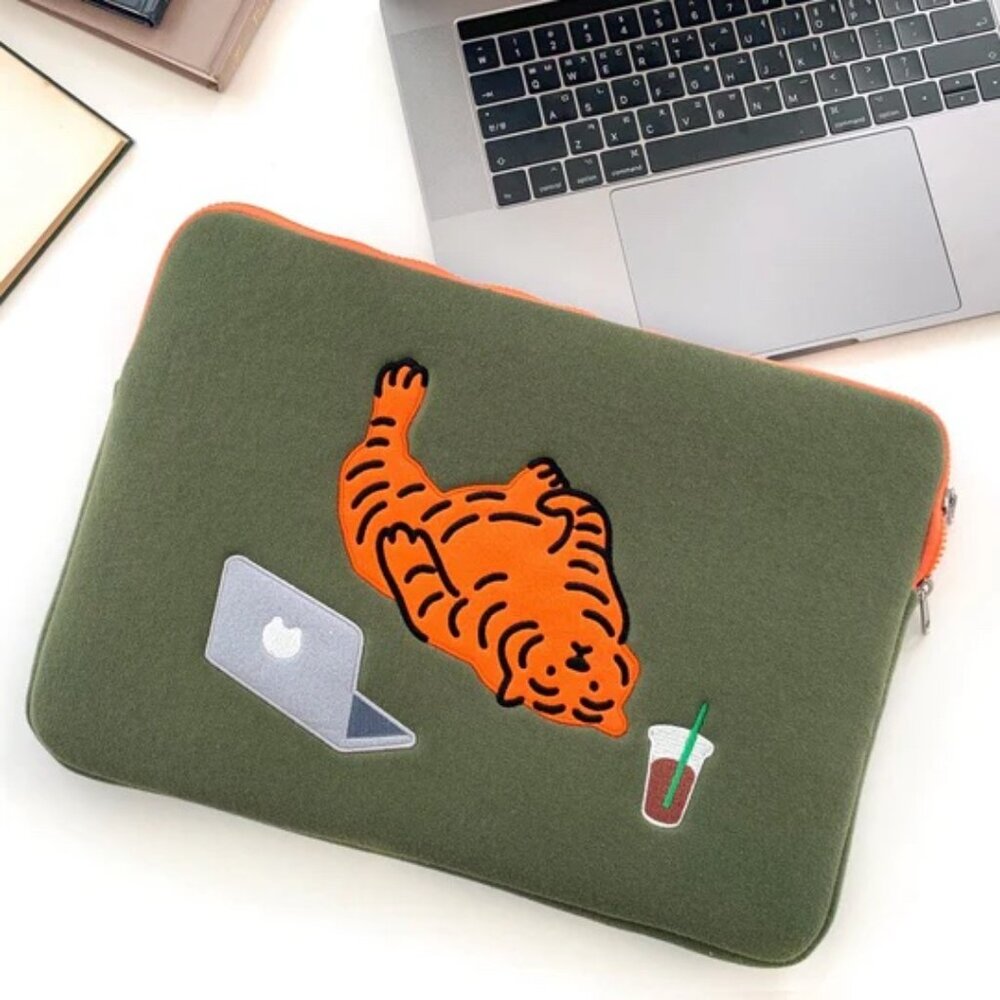 Musiktiger Lazy Tiger Laptop Case - Cute 15 inch laptop case